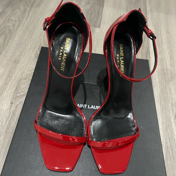 OPYUM SANDALS IN PATENT LEATHER WITH BLACK HEEL - Picture 3 of 10